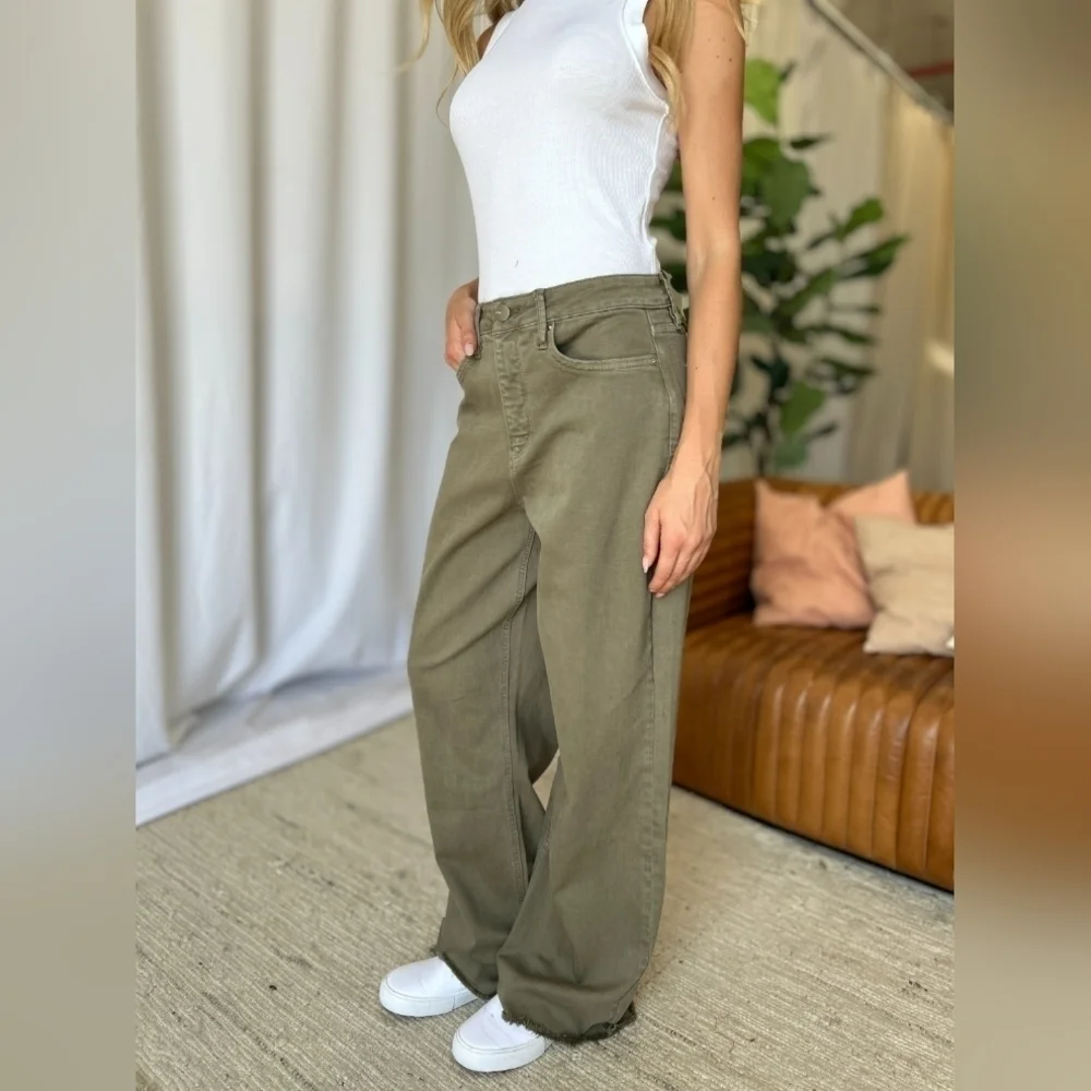 High‎ Rise Wide Leg Jeans - Picture 10 of 16